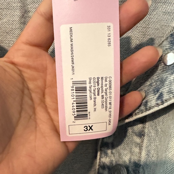 Size 3X Wild Fable Medium Wash Denim Jacket - Picture 3 of 6